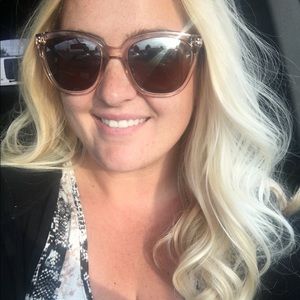 Meet your Posher, Ashleigh